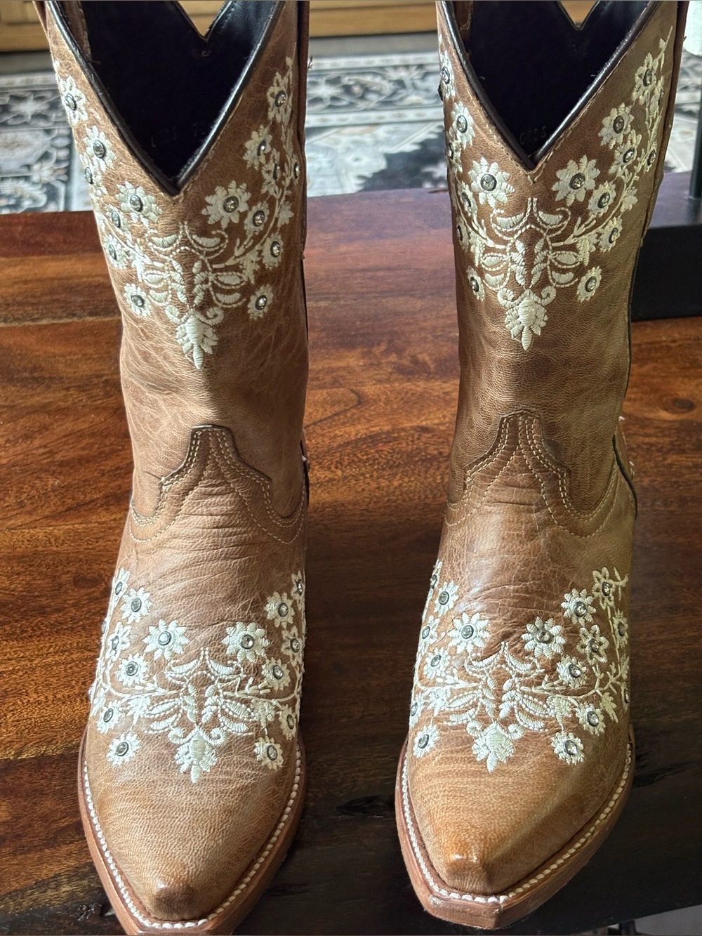 Women's Brown Embroidered with Rhinestones Western Boots